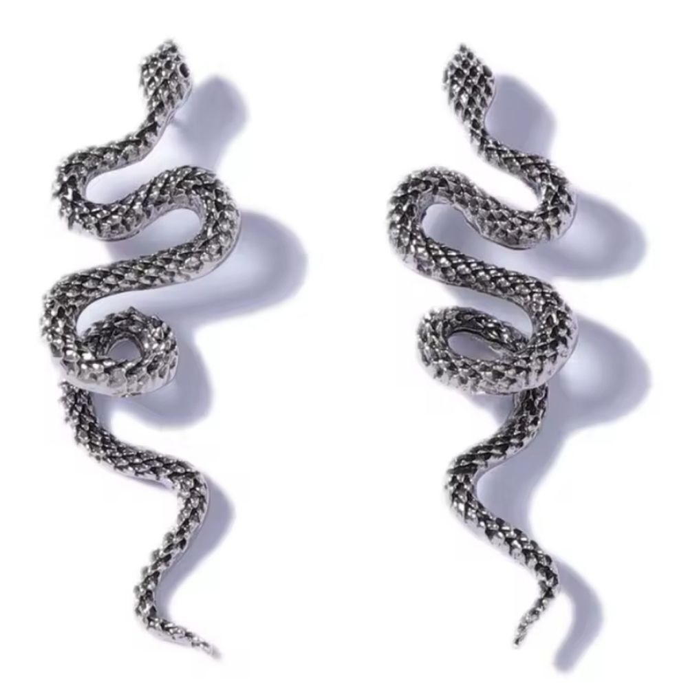 New! ZARA Snake Earrings In Silver Sepent serpentine | NWOT